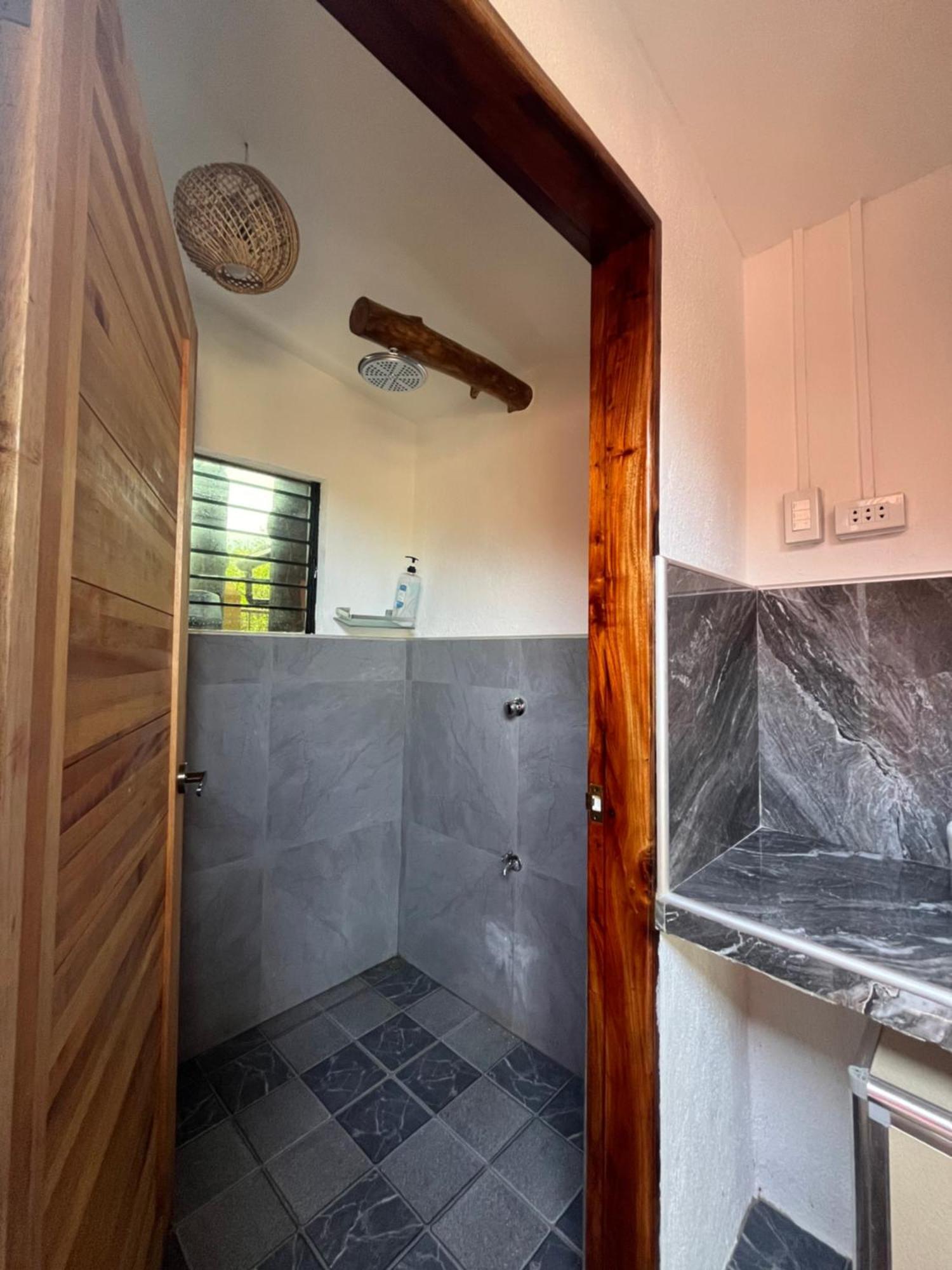 Saschasplace Premium Rooms Сикиджор Екстериор снимка